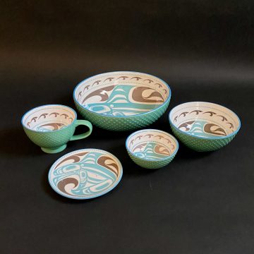 Killer Whale Porcelain Dish Set