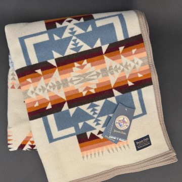 Chief Joseph (Rosewood) Blanket – Pendleton
